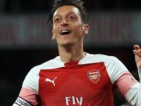 Çin'den Mesut Özil'e Sincan daveti