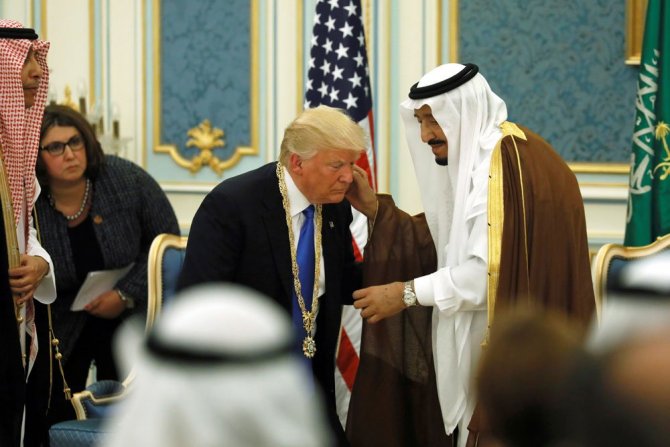 2017-05-20t231047z_378313019_rc1f1f342570_rtrmadp_3_usa-trump-saudi-1.jpg